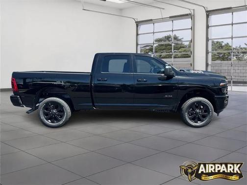 2025 RAM 2500 Laramie Crew Cab 4x4 6'4' Box