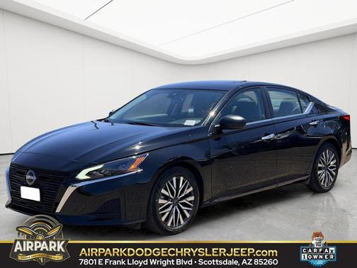 Super Black Clearcoat 2025 Nissan Altima 2.5 SV