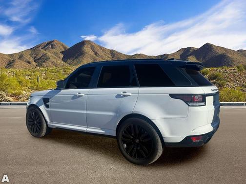 2017 Land Rover Range Rover Sport 5.0L Supercharged SVR
