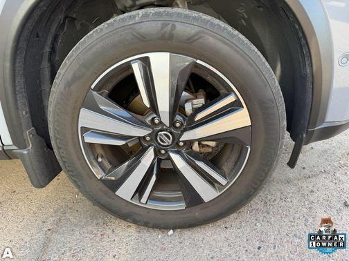 Boulder Gray Pearl 2021 Nissan Rogue Platinum