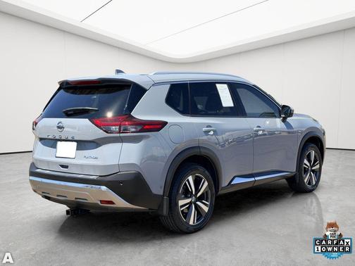 Boulder Gray Pearl 2021 Nissan Rogue Platinum