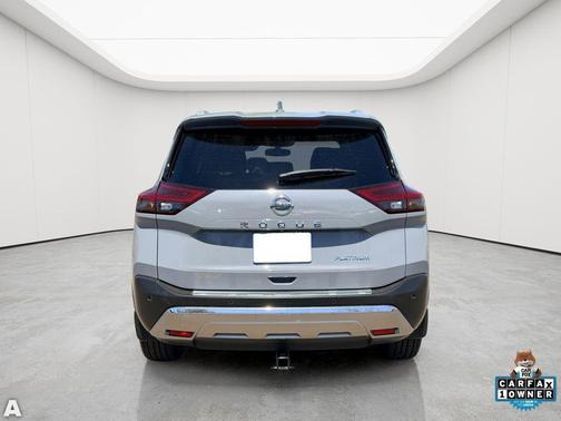Boulder Gray Pearl 2021 Nissan Rogue Platinum