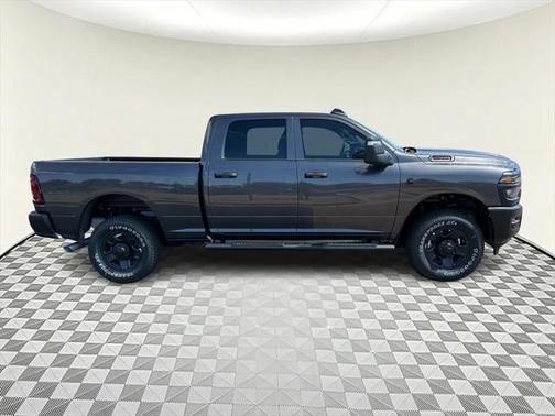 2025 RAM 2500 Tradesman Crew Cab 4x4 6'4' Box