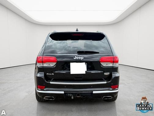 Diamond Black Crystal Pearlcoat 2020 Jeep Grand Cherokee Summit