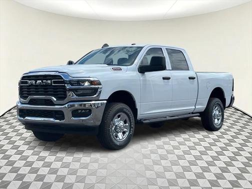 2025 RAM 2500 Tradesman Crew Cab 4x4 6'4' Box