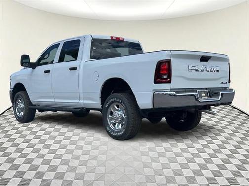 2025 RAM 2500 Tradesman Crew Cab 4x4 6'4' Box