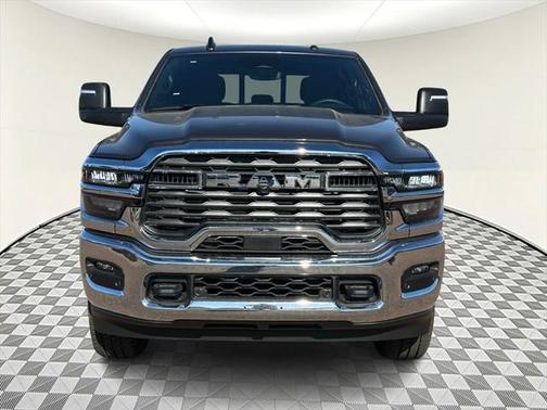 2025 RAM 2500 Tradesman Crew Cab 4x4 6'4' Box