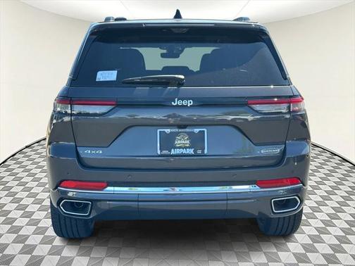 2025 Jeep Grand Cherokee Overland