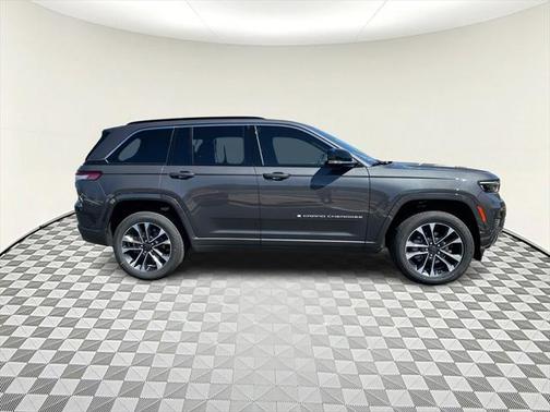 2025 Jeep Grand Cherokee Overland