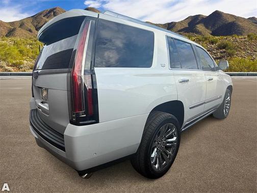 2020 Cadillac Escalade Premium Luxury