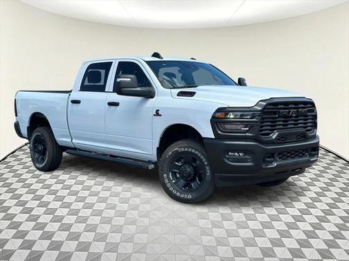 2025 RAM 2500 Tradesman Crew Cab 4x4 6'4' Box