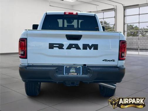 2025 RAM 2500 Tradesman Crew Cab 4x4 6'4' Box