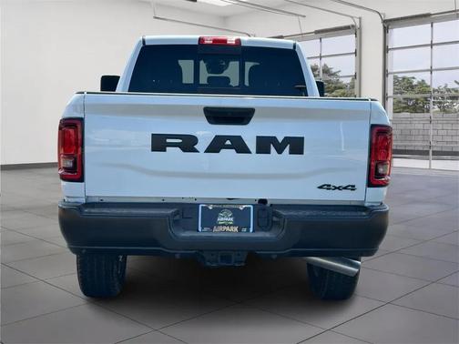 2025 RAM 2500 Tradesman Crew Cab 4x4 6'4' Box