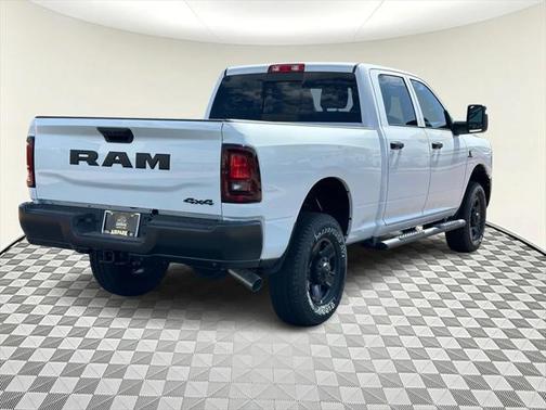 2025 RAM 2500 Tradesman Crew Cab 4x4 6'4' Box