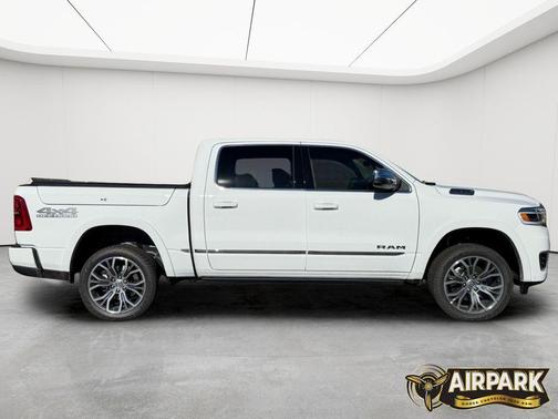 Bright White Clearcoat 2026 RAM 1500 ST