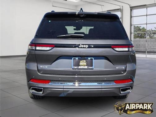 2025 Jeep Grand Cherokee Overland