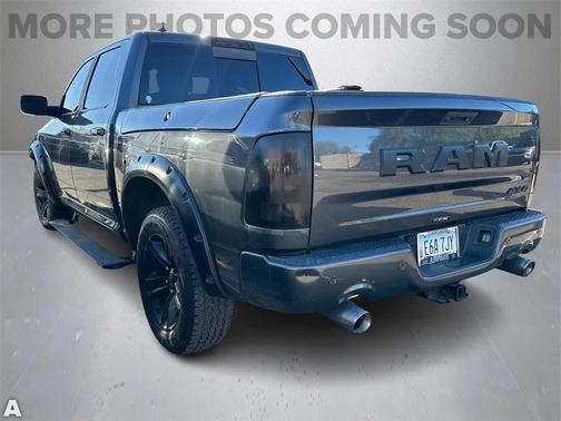 2017 RAM 1500 Night Crew Cab 4x4 5'7' Box