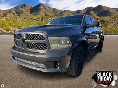 2017 RAM 1500 Night Crew Cab 4x4 5'7' Box