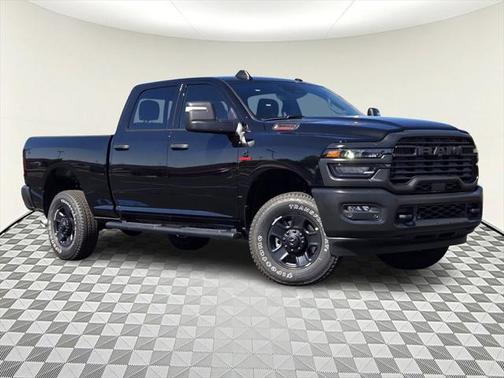 2025 RAM 2500 Tradesman Crew Cab 4x4 6'4' Box