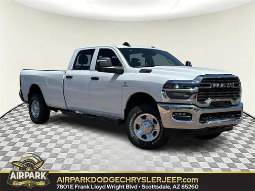 2025 RAM 3500 Tradesman Crew Cab 4x4 8' Box
