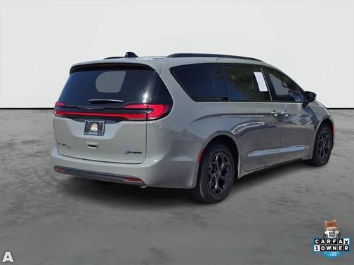 2025 Chrysler Pacifica Hybrid Premium S Appearance Pkg