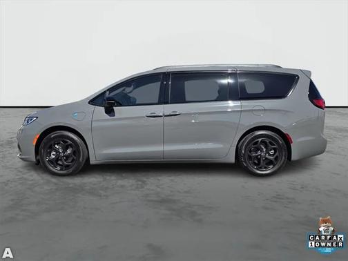 2025 Chrysler Pacifica Hybrid Premium S Appearance Pkg