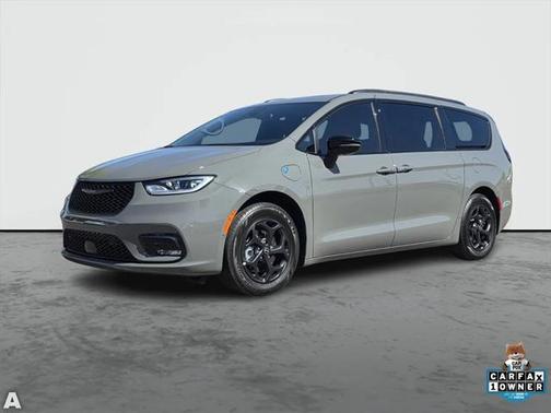 2025 Chrysler Pacifica Hybrid Premium S Appearance Pkg