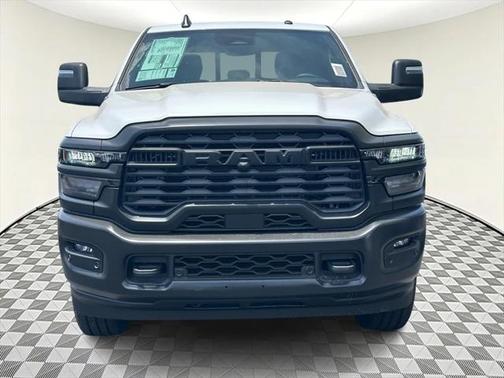 2025 RAM 2500 Tradesman Crew Cab 4x4 6'4' Box