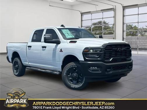 2025 RAM 2500 Tradesman Crew Cab 4x4 6'4' Box