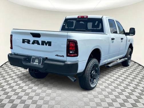 2025 RAM 2500 Tradesman Crew Cab 4x4 6'4' Box