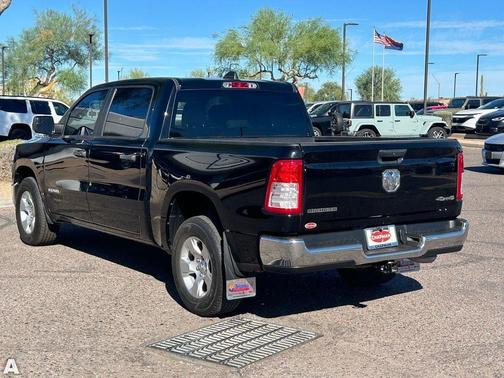 Diamond Black Crystal Pearlcoat 2023 RAM 1500 Big Horn/Lone Star