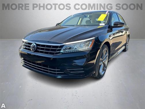 2018 Volkswagen Passat 2.0T R-Line