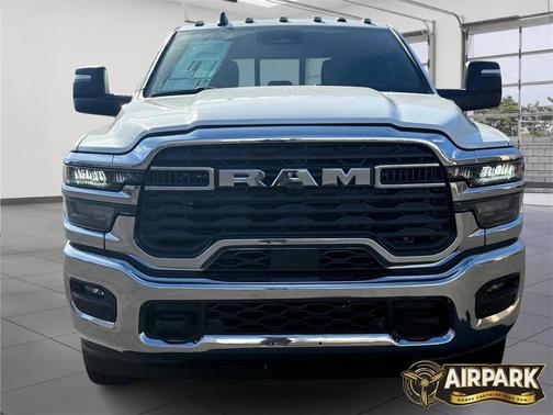 2026 RAM 3500 Tradesman Crew Cab 4x4 8' Box