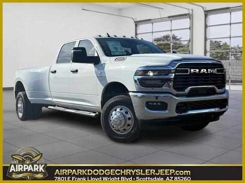 2026 RAM 3500 Tradesman Crew Cab 4x4 8' Box