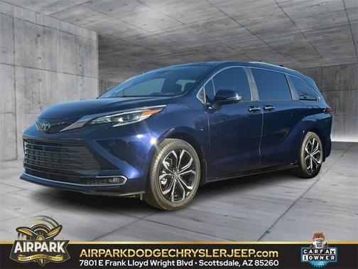 2025 Toyota Sienna Platinum