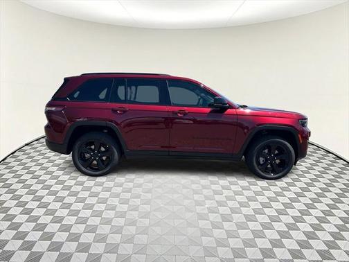 2025 Jeep Grand Cherokee Limited X