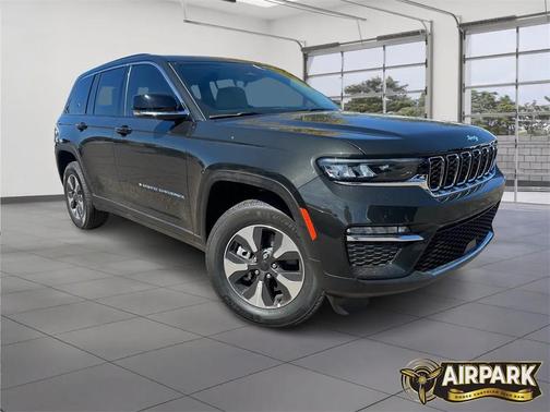 2023 Jeep Grand Cherokee 4xe Base