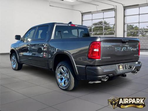 Granite Crystal Metallic Clearcoat 2026 RAM 1500 Big Horn/Lone Star