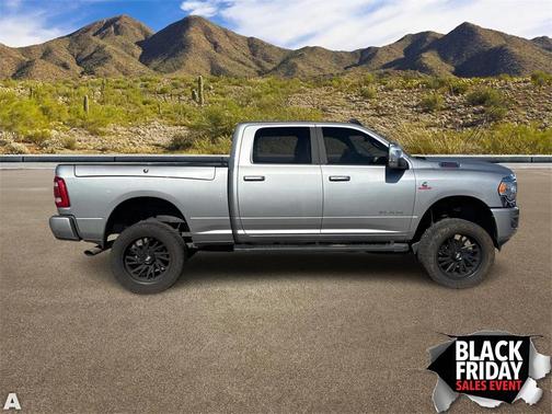 2023 RAM 2500 Laramie Crew Cab 4x4 6'4' Box