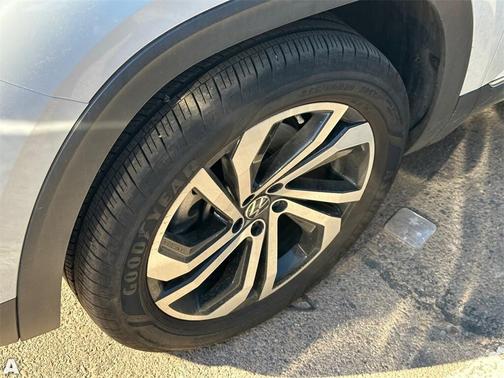 2023 Volkswagen Atlas 2.0T SEL