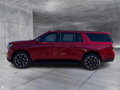 2023 Chevrolet Suburban RST