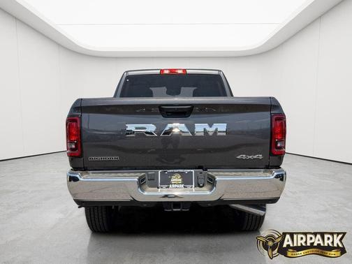 Granite Crystal Metallic Clearcoat 2026 RAM 2500 Big Horn Crew Cab 4x4 6'4' Box