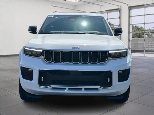 2025 Jeep Grand Cherokee L Overland