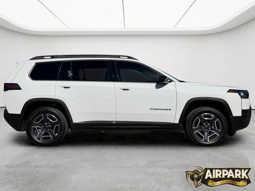 Bright White Clearcoat 2026 Jeep Cherokee Limited