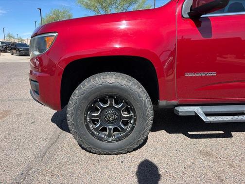 Cajun Red Tintcoat 2018 Chevrolet Colorado LT