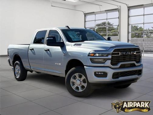 2026 RAM 3500 Big Horn Crew Cab 4x4 6'4' Box