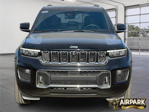 2025 Jeep Grand Cherokee Overland