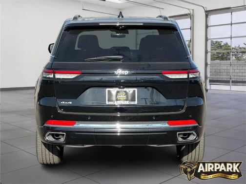 2025 Jeep Grand Cherokee Overland