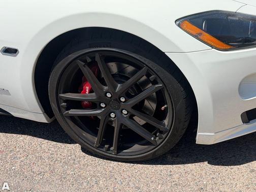 White 2012 Maserati GranTurismo Sport
