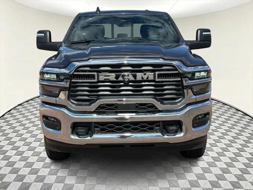 2025 RAM 2500 Tradesman Crew Cab 4x4 6'4' Box